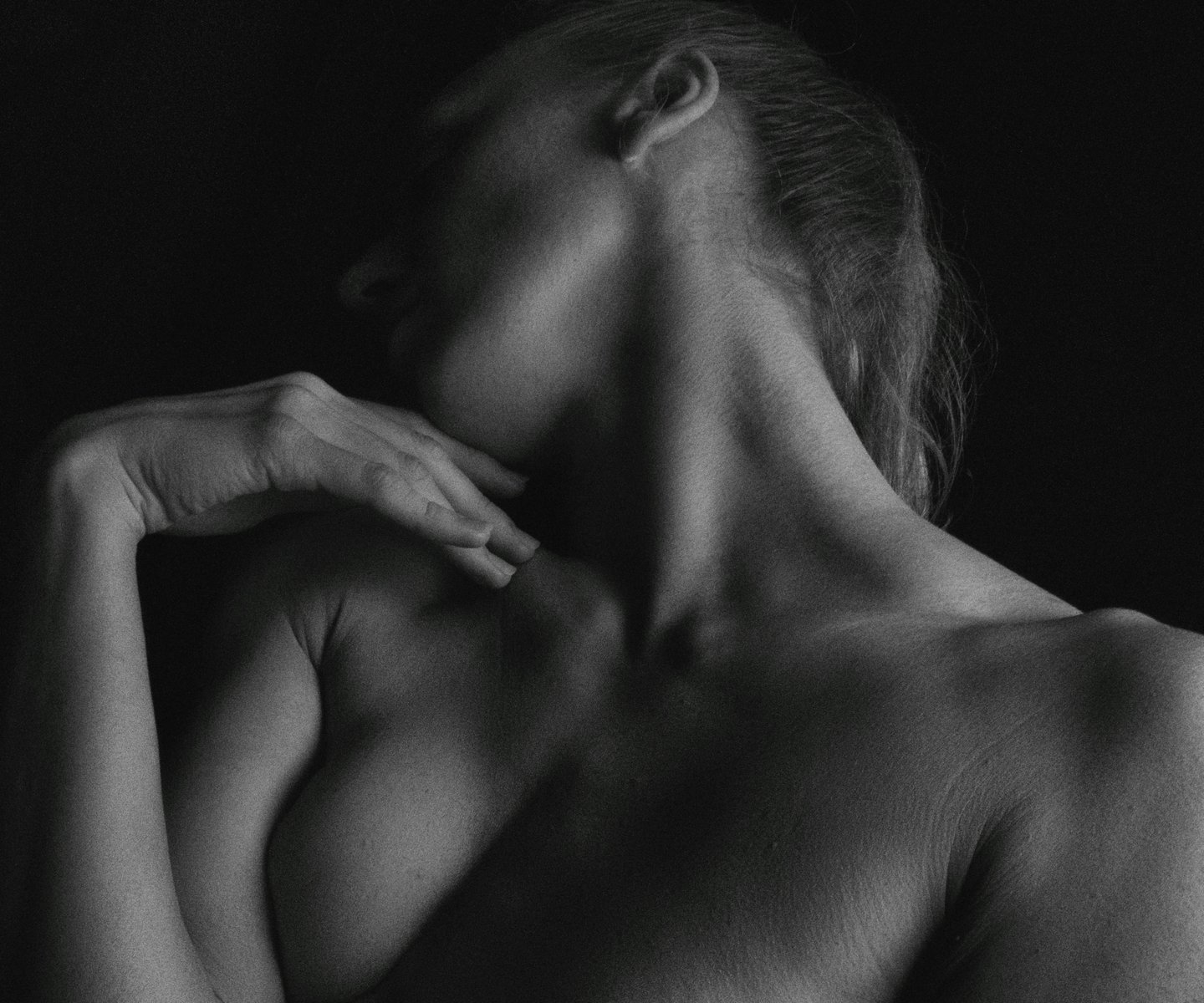 Erotic Meditation: Mindfulness Practices That Intensify Intimacy Illustration