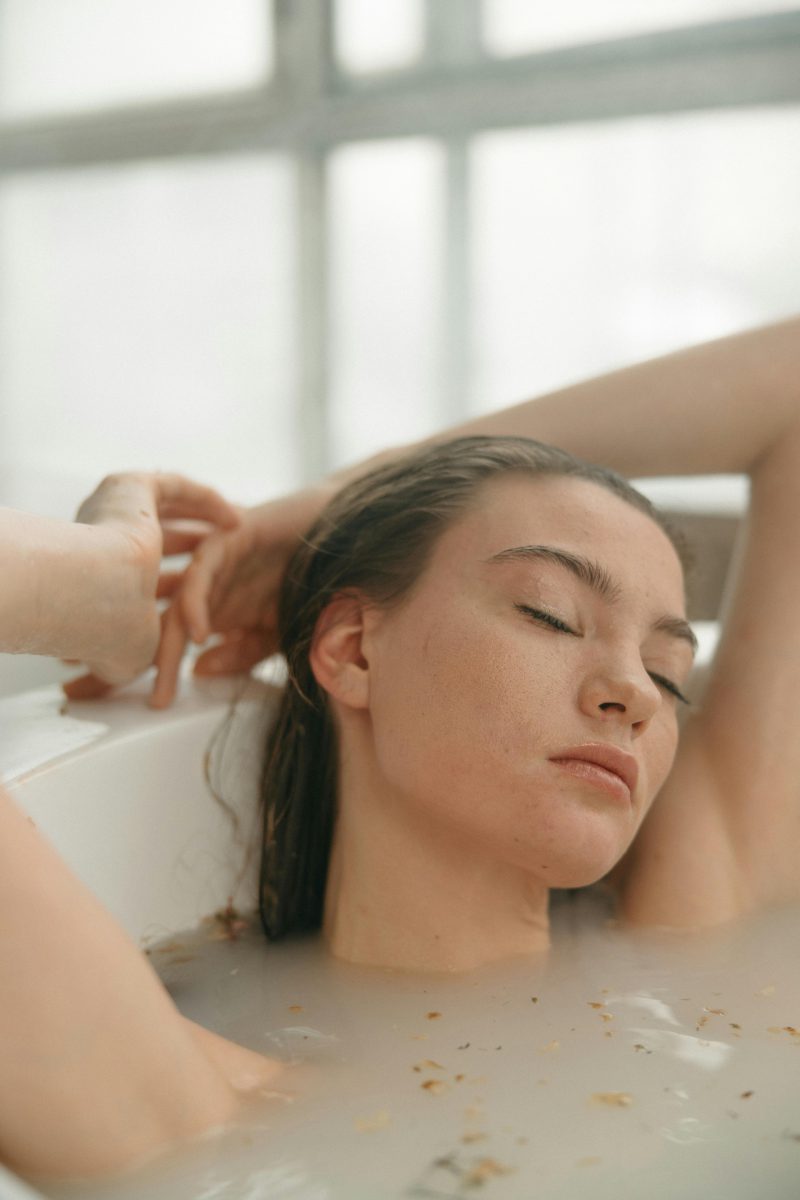 The Japanese Bathing Ritual: How to Turn a Bath Into Foreplay - Dark ...